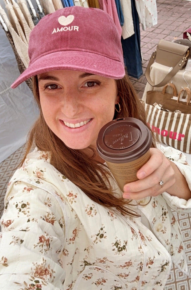 La Casquette "Amour" - Burgundy Wash
